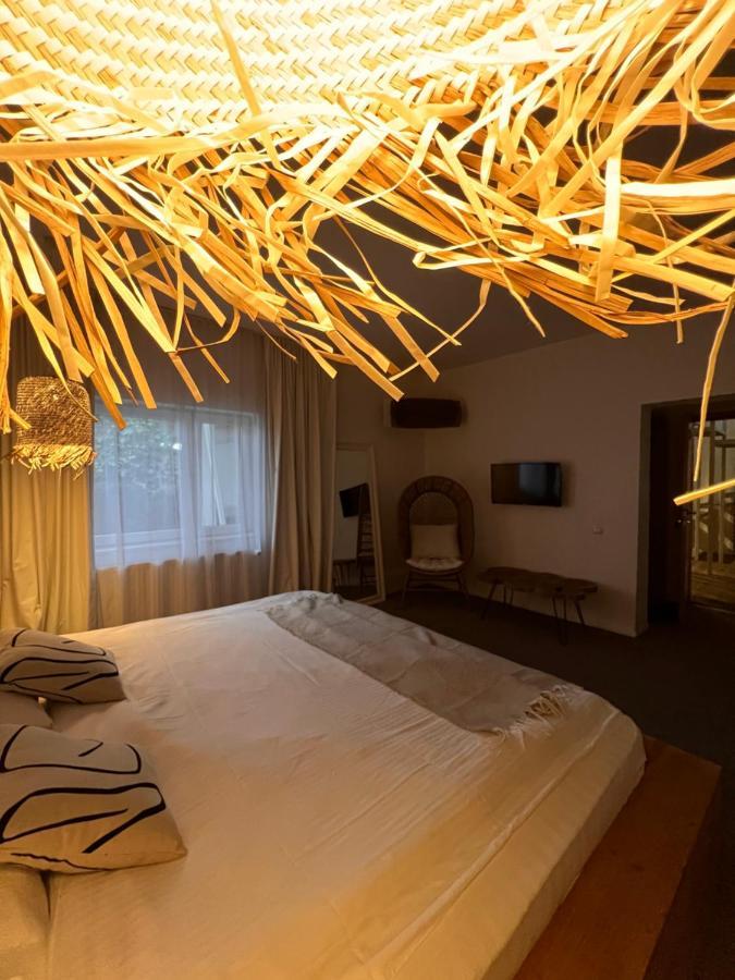 Shard Boutique Hotel-Adult Only Brasov Exterior photo