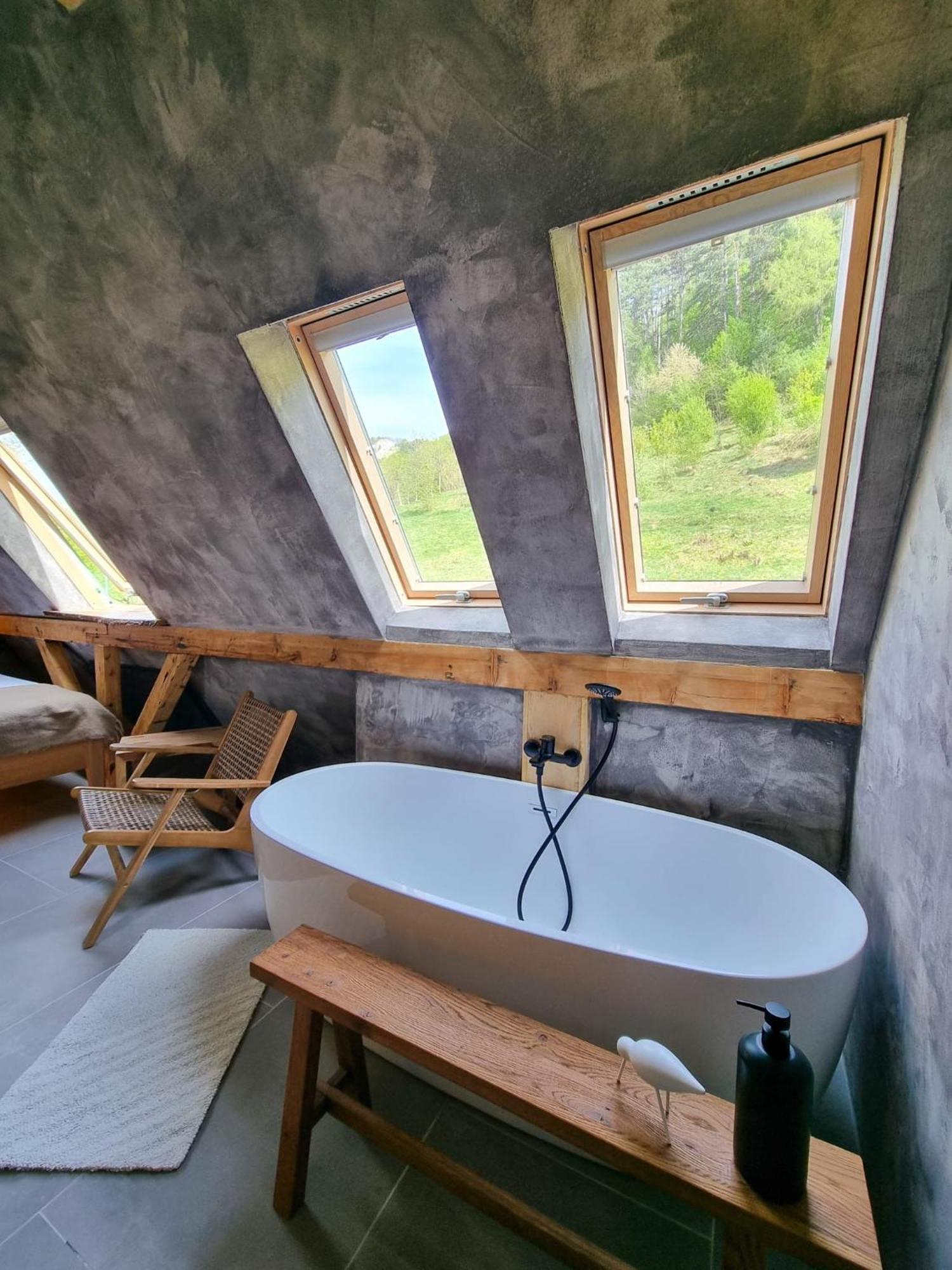 Shard Boutique Hotel-Adult Only Brasov Exterior photo